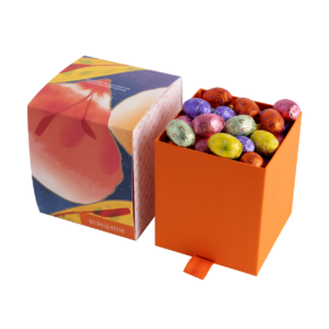 CUBE WITH ASSORTED SMALL EGGS 450g